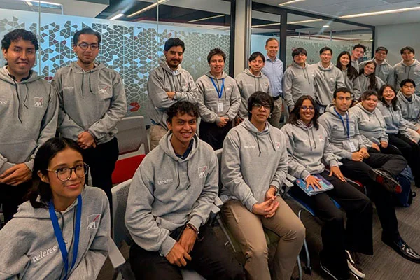 Generación número 20 de Axelerees, el programa de becarios de AXA México